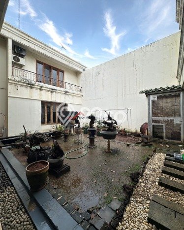 Dijual Rumah Luas Megah Dengan View Cantik di Ampera, Jakarta Selatan Dijual Rumah Luas Megah Dengan View Cantik di Ampera, Jakarta Selatan