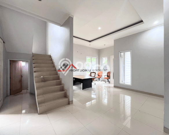 Rumah Mewah Siap Huni LT 123m2 di Cilandak, Jakarta Selatan Rumah Mewah Siap Huni LT 123m2 di Cilandak, Jakarta Selatan