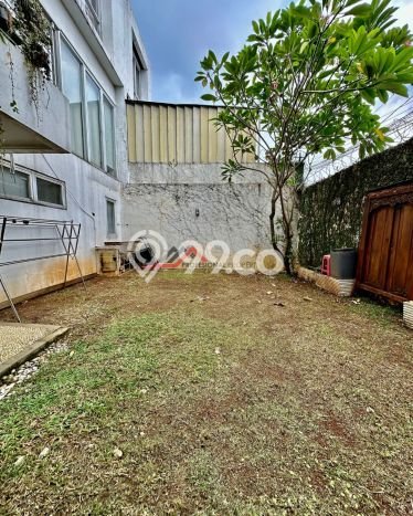 Rumah Elit Modern Tanpa Renovasi di Fatmawati Jakarta Selatan Rumah Elit Modern Tanpa Renovasi di Fatmawati Jakarta Selatan