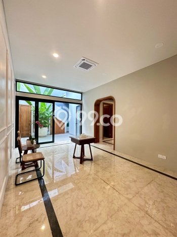 Rumah Eksklusif Siap Huni LT 210m2 di Kebayoran Baru, Jakarta Selatan Rumah Eksklusif Siap Huni LT 210m2 di Kebayoran Baru, Jakarta Selatan
