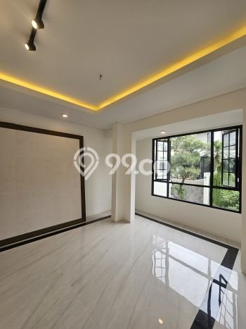 Dijual Hunian Mewah dengan Fasilitas Sekitar Lengkap di Cilandak, Jakarta Selatan Dijual Hunian Mewah dengan Fasilitas Sekitar Lengkap di Cilandak, Jakarta Selatan