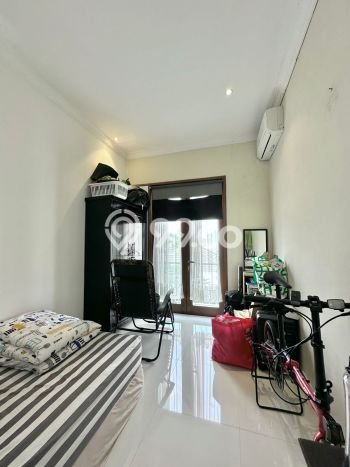 Rumah Mewah LB 291m2 Siap Huni Desain Elegan di Tanah Kusir, Jakarta Selatan Rumah Mewah LB 291m2 Siap Huni Desain Elegan di Tanah Kusir, Jakarta Selatan