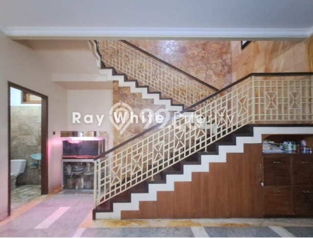 Rumah Elit Modern Siap Huni di Pakuan Bogor Rumah Elit Modern Siap Huni di Pakuan Bogor