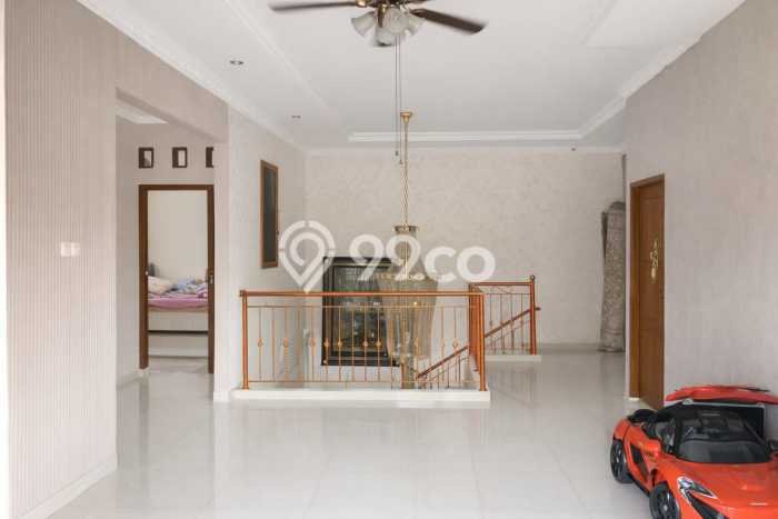 Dijual Rumah Premium dengan Fasilitas Sekitar Komplit di Beji, Depok Dijual Rumah Premium dengan Fasilitas Sekitar Komplit di Beji, Depok
