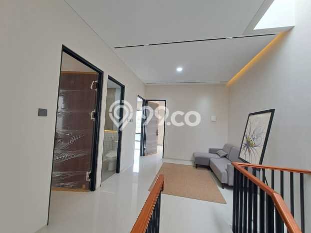 Hunian Nyaman Asri 5 KT Siap Huni di BSD City Tangerang Hunian Nyaman Asri 5 KT Siap Huni di BSD City Tangerang