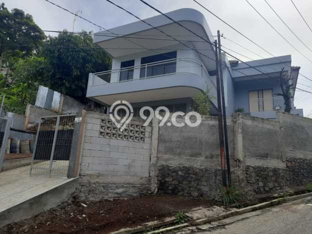 Rumah Luxury Modern Tanpa Renovasi di Setiabudi Bandung Rumah Luxury Modern Tanpa Renovasi di Setiabudi Bandung