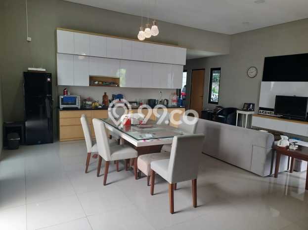 Rumah Luxury Modern Tanpa Renovasi di Setiabudi Bandung Rumah Luxury Modern Tanpa Renovasi di Setiabudi Bandung
