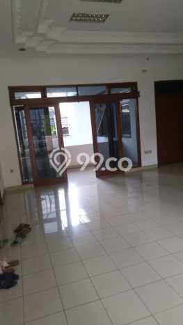 Jarang Ada! Rumah Sewa 6 Kamar Bagus Siap Huni Bandung Kota Jarang Ada! Rumah Sewa 6 Kamar Bagus Siap Huni Bandung Kota