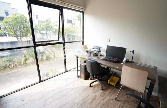 Hunian Cantik Minimalis Lb 180m2 di Karawaci, Tangerang Hunian Cantik Minimalis Lb 180m2 di Karawaci, Tangerang