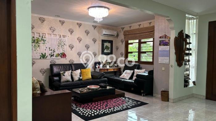 Hunian Cantik Modern Lb 176m2 di Karawaci, Tangerang Hunian Cantik Modern Lb 176m2 di Karawaci, Tangerang