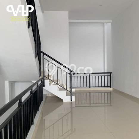 Ruko Disewakan Lokasi Cibitung Bekasi Harga Spesial! Ruko Disewakan Lokasi Cibitung Bekasi Harga Spesial!
