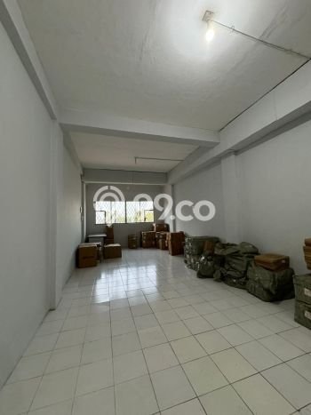 Ruko Bagus Dijual LB 200m2 Lokasi Strategis Jakarta Barat Area Cocok untuk Berbisnis Ruko Bagus Dijual LB 200m2 Lokasi Strategis Jakarta Barat Area Cocok untuk Berbisnis