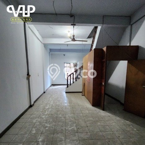 Ruko Dijual di Jelutung Jambi dengan Luas Bangunan 192m2 Ruko Dijual di Jelutung Jambi dengan Luas Bangunan 192m2