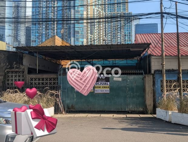 Rumah Elit LB 240m2 Siap Huni Desain Elegan di Kuningan, Jakarta Selatan Rumah Elit LB 240m2 Siap Huni Desain Elegan di Kuningan, Jakarta Selatan