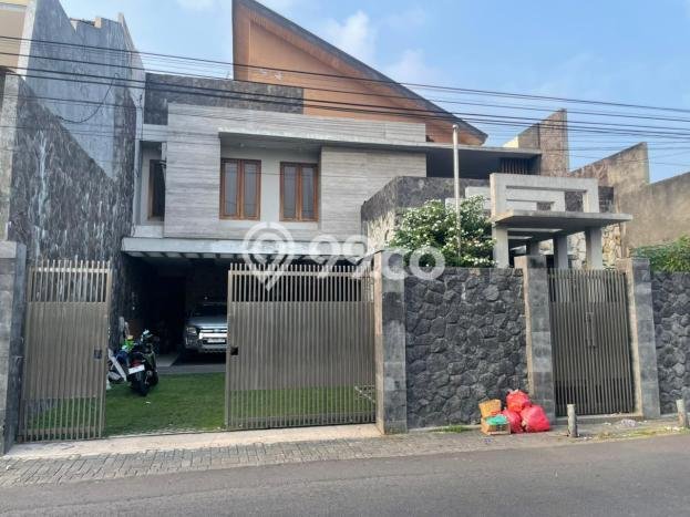 Siap Huni Hunian Elit 6 Kamar di Jambangan Dekat ke Mana Saja Siap Huni Hunian Elit 6 Kamar di Jambangan Dekat ke Mana Saja