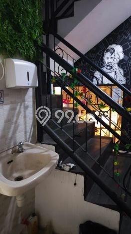 Area Ramai! Ruko Dijual di Gubeng untuk Bisnis Luas Bangunan 200m2 Area Ramai! Ruko Dijual di Gubeng untuk Bisnis Luas Bangunan 200m2