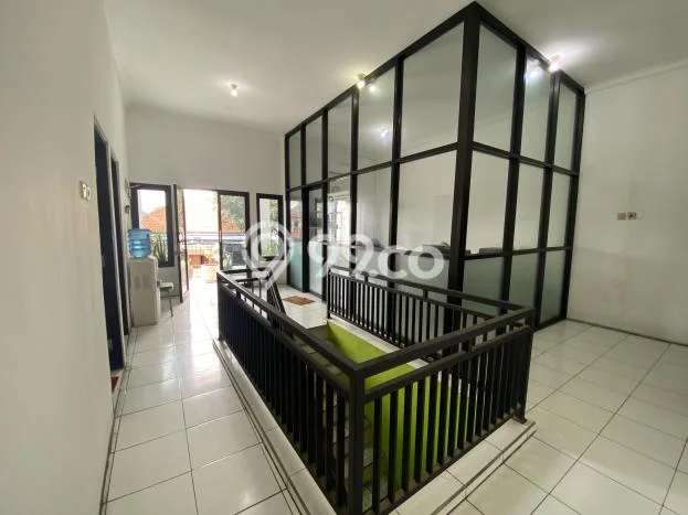For Sale Rumah 4 Kamar Lokasi Strategis Nyaman dan Strategis di Krembangan For Sale Rumah 4 Kamar Lokasi Strategis Nyaman dan Strategis di Krembangan