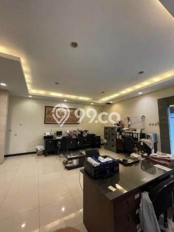 Siap Huni Hunian Elit 6 Kamar di Jambangan Dekat ke Mana Saja Siap Huni Hunian Elit 6 Kamar di Jambangan Dekat ke Mana Saja