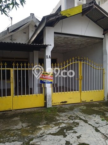 Sewa Rumah Harga Terjangkau di Dukuh Kupang Surabaya dengan 4 KT Sewa Rumah Harga Terjangkau di Dukuh Kupang Surabaya dengan 4 KT