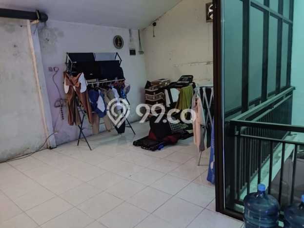 Unit Ruko Dijual di Tegalsari Surabaya Luas Tanah 127m2, Luas Bangunan 84m2 Unit Ruko Dijual di Tegalsari Surabaya Luas Tanah 127m2, Luas Bangunan 84m2