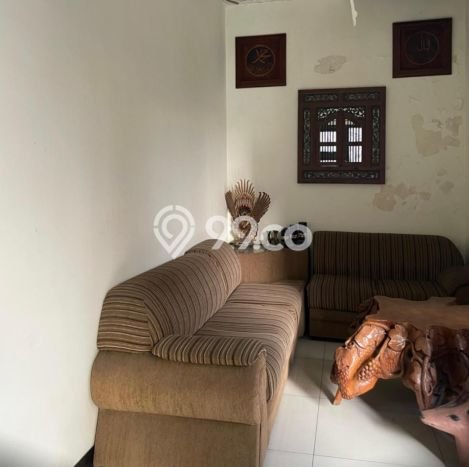 Siap Huni Hunian Elit 6 Kamar di Jambangan Dekat ke Mana Saja Siap Huni Hunian Elit 6 Kamar di Jambangan Dekat ke Mana Saja