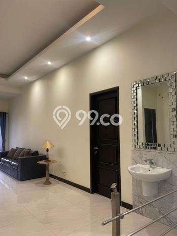 Siap Huni Hunian Elit 6 Kamar di Jambangan Dekat ke Mana Saja Siap Huni Hunian Elit 6 Kamar di Jambangan Dekat ke Mana Saja