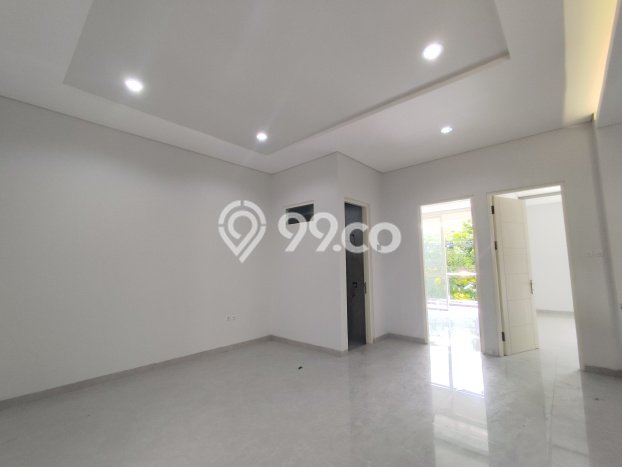 Dijual Rumah Premium dengan Fasilitas Sekitar Lengkap di Sukolilo, Surabaya Dijual Rumah Premium dengan Fasilitas Sekitar Lengkap di Sukolilo, Surabaya