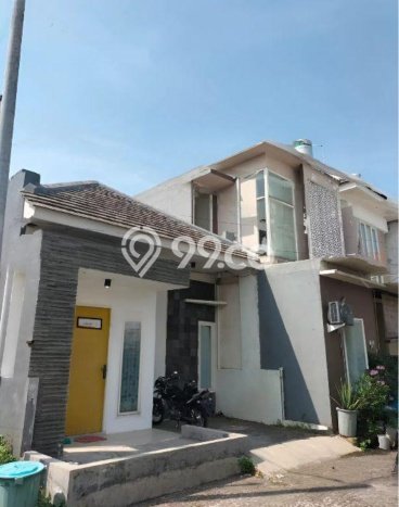 Dijual Rumah Strategis Bagus Punya 2 KT di Rungkut Surabaya - Dijual Rumah Strategis Bagus Punya 2 KT di Rungkut Surabaya -
