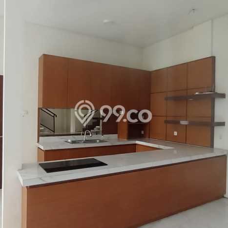 Rumah Cantik Siap Pakai Di Wiyung Luas 135m2 Lokasi Strategis Rumah Cantik Siap Pakai Di Wiyung Luas 135m2 Lokasi Strategis