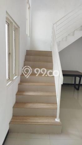 Jual Rumah Bagus Siap Huni LB 162m2 di Rungkut, Surabaya Jual Rumah Bagus Siap Huni LB 162m2 di Rungkut, Surabaya