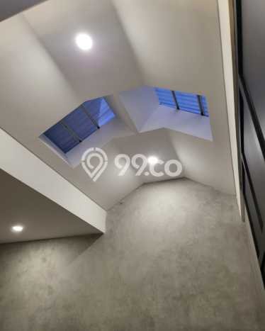 SPECIAL PRICE! Rumah Strategis di BSD City, LT 98m² LB 130m² SPECIAL PRICE! Rumah Strategis di BSD City, LT 98m² LB 130m²