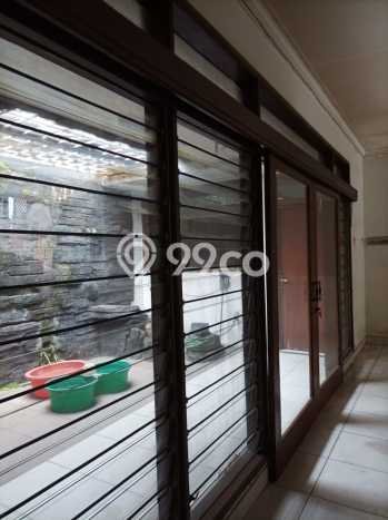 Rumah Luxury Modern Tanpa Renovasi di Caringin Bandung Rumah Luxury Modern Tanpa Renovasi di Caringin Bandung