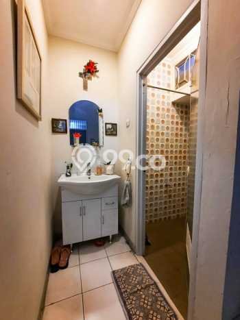 Dijual Rumah Mewah Elegan Dengan View Eksklusif di Bintaro, Tangerang Selatan Dijual Rumah Mewah Elegan Dengan View Eksklusif di Bintaro, Tangerang Selatan