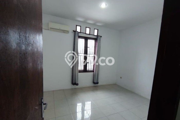 Rumah Modern 2 KT LT 60m2 di BSD Griya Loka Rumah Modern 2 KT LT 60m2 di BSD Griya Loka