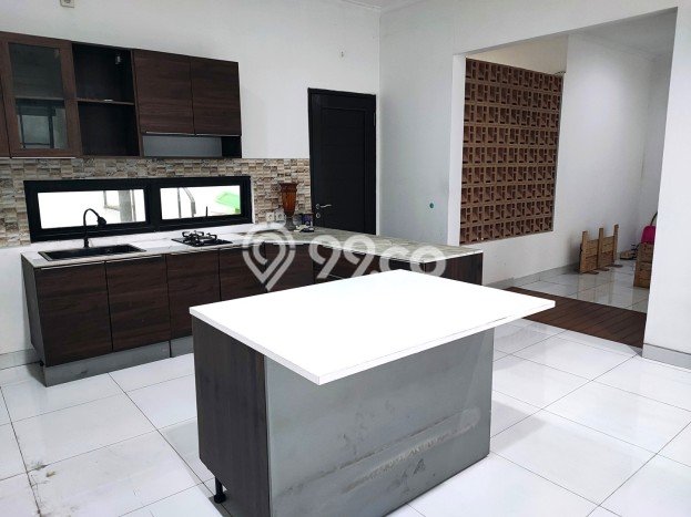 Rumah Luxury Modern Tanpa Renovasi di Lippo Karawaci Tangerang Rumah Luxury Modern Tanpa Renovasi di Lippo Karawaci Tangerang