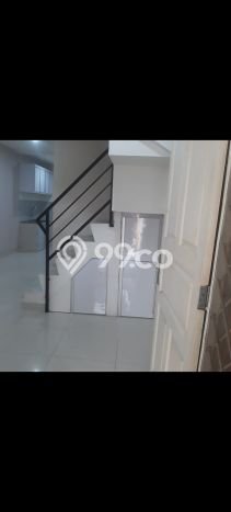 Rumah Asri area Cengkareng Barat, 2 KM, Akses Mudah Rumah Asri area Cengkareng Barat, 2 KM, Akses Mudah