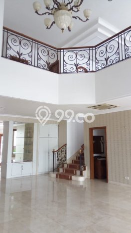 For Sale Hunian Elegan Klasik di Jakarta Selatan For Sale Hunian Elegan Klasik di Jakarta Selatan