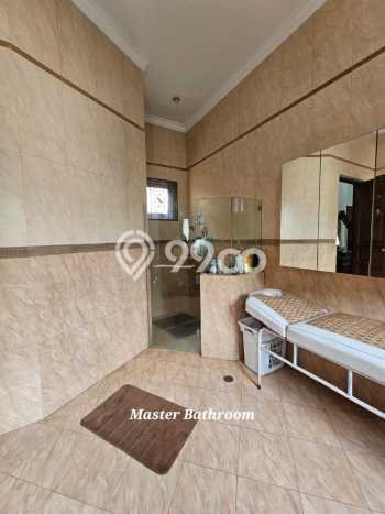 Hunian Elit LB 340m2 Siap Pakai Desain Elegan di BSD City, Tangerang Hunian Elit LB 340m2 Siap Pakai Desain Elegan di BSD City, Tangerang