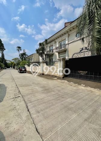 Rumah Mewah Akses Mudah di Jakarta Selatan Rumah Mewah Akses Mudah di Jakarta Selatan