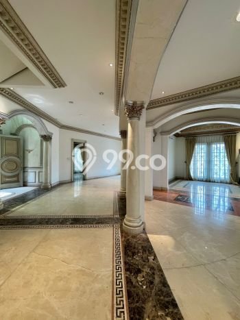 Rumah Mewah Akses Mudah di Jakarta Selatan Rumah Mewah Akses Mudah di Jakarta Selatan