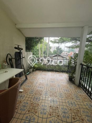 Rumah Berkualitas dengan 4 Kamar Tidur di Kawasan Elite Ciputat, Tangerang Selatan Rumah Berkualitas dengan 4 Kamar Tidur di Kawasan Elite Ciputat, Tangerang Selatan