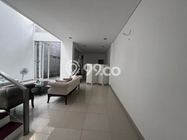 Rumah Idaman dengan Luas Tanah 155m² di Kawasan Elite Pondok Pinang, Jakarta Selatan Rumah Idaman dengan Luas Tanah 155m² di Kawasan Elite Pondok Pinang, Jakarta Selatan