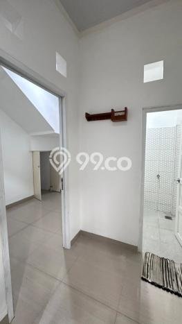 Rumah sewa siap huni 5 KT di Bintaro, Tangerang Selatan Rumah sewa siap huni 5 KT di Bintaro, Tangerang Selatan