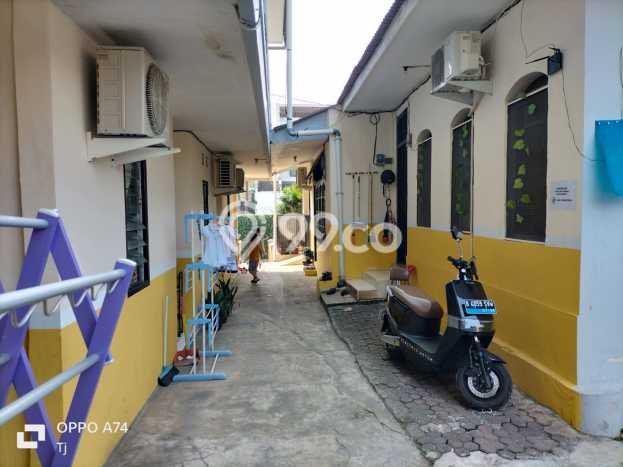 Hunian Mewah LB 400m2 Siap Huni Desain Elegan di Rempoa, Tangerang Hunian Mewah LB 400m2 Siap Huni Desain Elegan di Rempoa, Tangerang