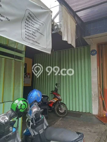 Ruko Disewa di Jakarta Timur dengan LB 72m2 Area Komersial Ramai Ruko Disewa di Jakarta Timur dengan LB 72m2 Area Komersial Ramai