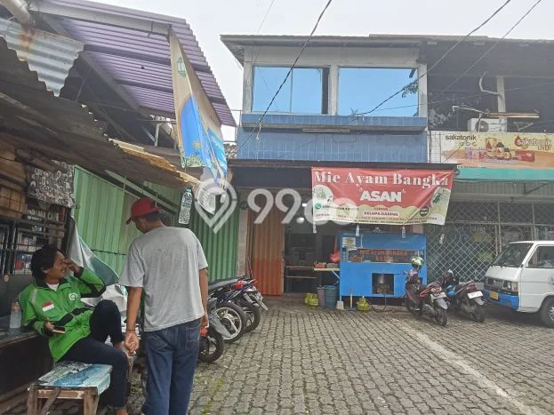 Ruko Disewa di Jakarta Timur dengan LB 72m2 Area Komersial Ramai Ruko Disewa di Jakarta Timur dengan LB 72m2 Area Komersial Ramai