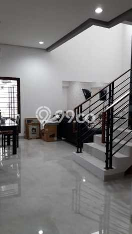 Rumah Elit Modern Tanpa Renovasi di Serpong Villa Melati Mas Tangerang Selatan Rumah Elit Modern Tanpa Renovasi di Serpong Villa Melati Mas Tangerang Selatan