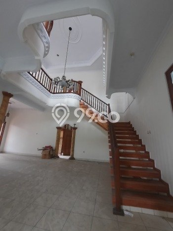 Dijual Rumah Luas Elegan Dengan View Eksklusif di Serpong Villa Melati Mas, Tangerang Selatan Dijual Rumah Luas Elegan Dengan View Eksklusif di Serpong Villa Melati Mas, Tangerang Selatan