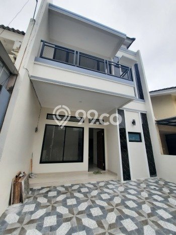 For Sale Hunian Rumah Terawat 4 Kamar di Gading Serpong, Tangerang For Sale Hunian Rumah Terawat 4 Kamar di Gading Serpong, Tangerang