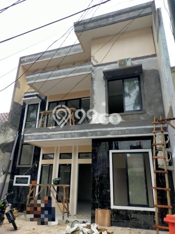 Rumah Luas Asri 4 KT Siap Huni di BSD Tangerang Rumah Luas Asri 4 KT Siap Huni di BSD Tangerang